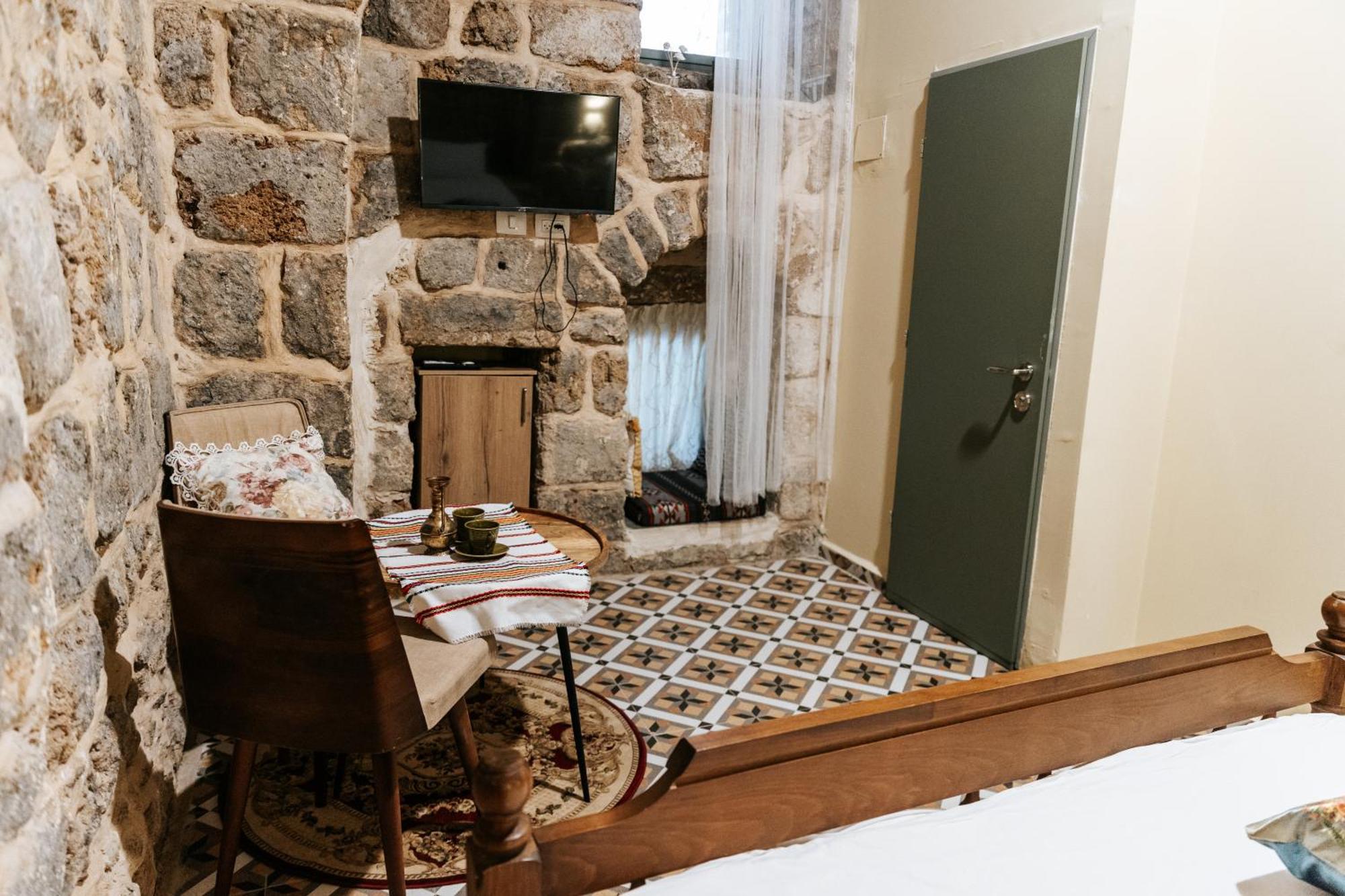 Aparthotel Hebi House Akka Zewnętrze zdjęcie